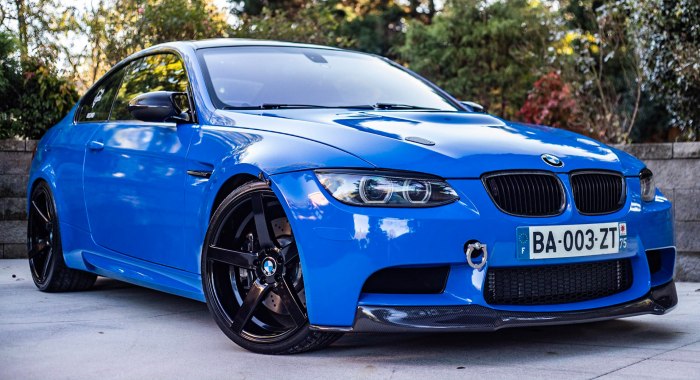 BMW e92 m3 синяя