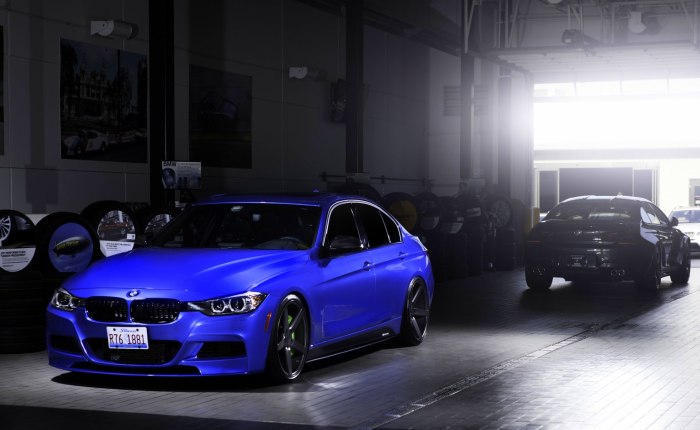 Машина БМВ f30