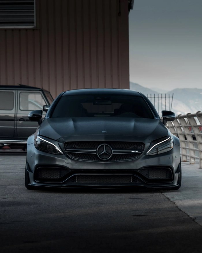 Мерседес-Бенц e63s вертикальные