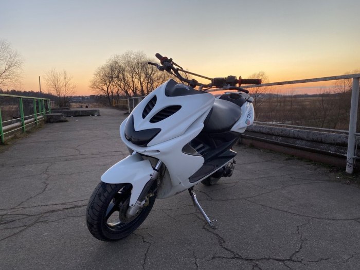 Yamaha Aerox 100