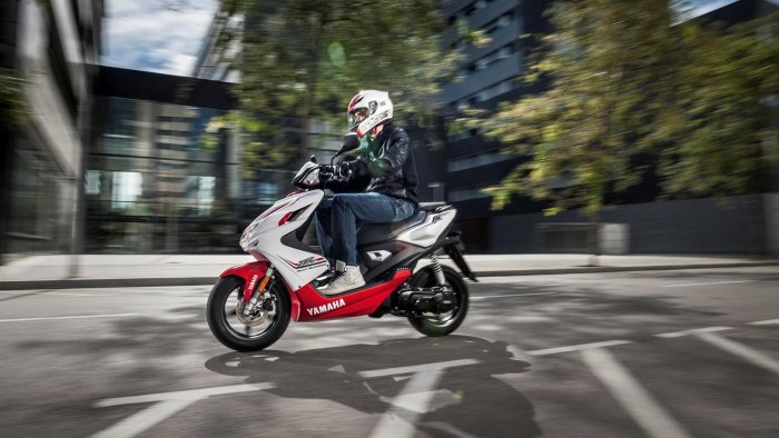Yamaha Aerox 50