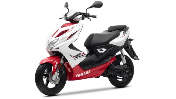 Yamaha Aerox r 50