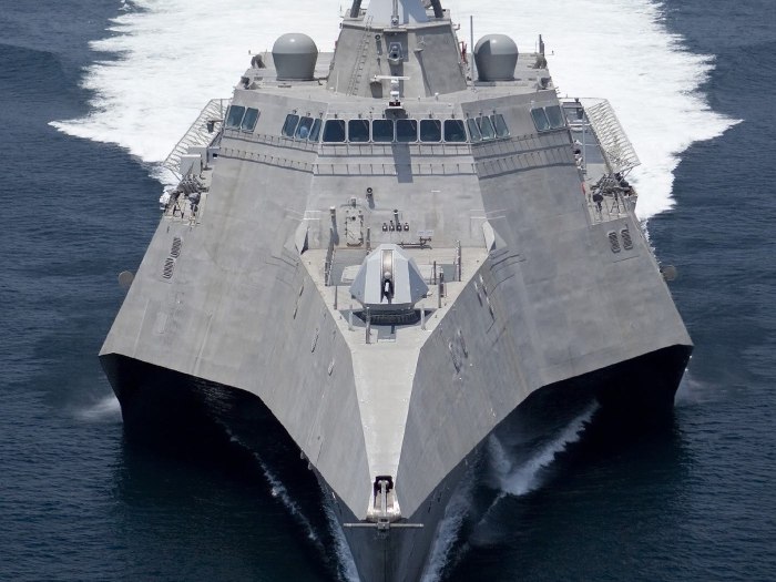 Корабль стелс ВМФ США