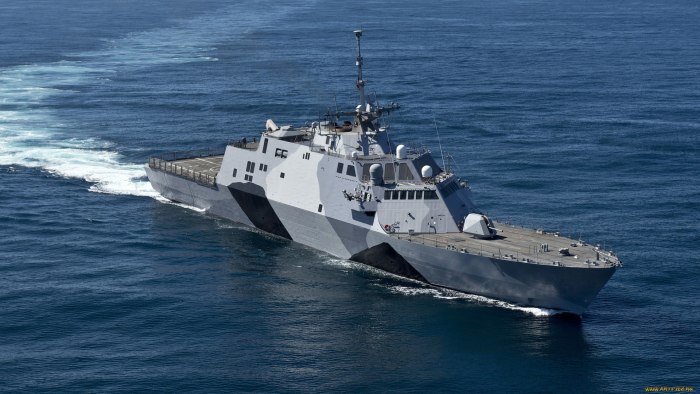 Корабль ВМС Сингапура RSS 86 Фридом