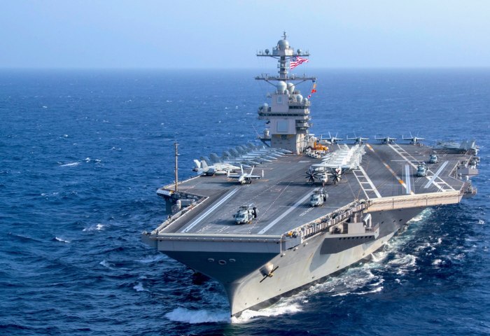 Авианосец США Джеральд Форд