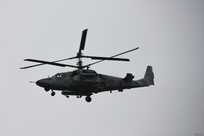 Военный вертолёт двух вентовой