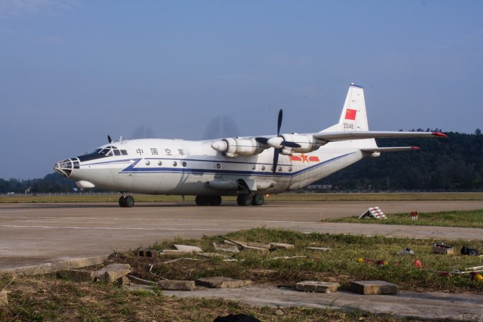 Shaanxi y-8f-200