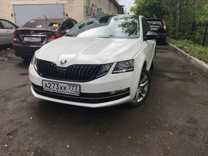 Skoda a7 FL черная