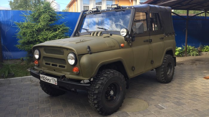 УАЗ 31512