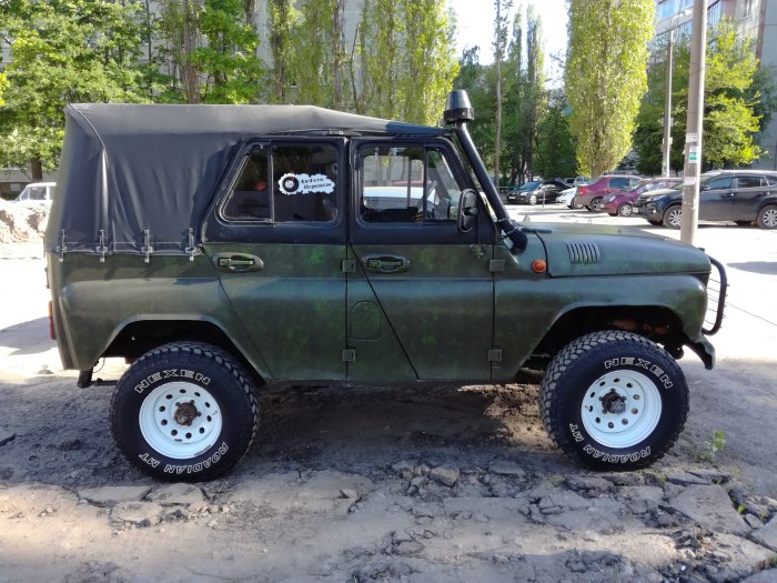 УАЗ 3151 Хантер. Белый