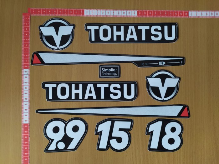 Tohatsu 30 наклейка 30