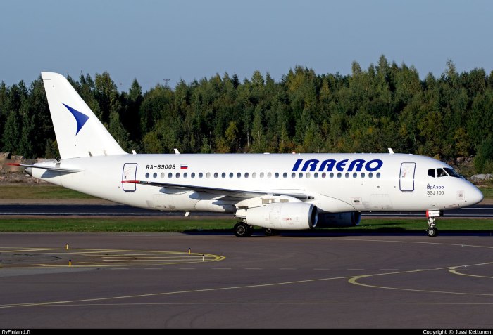 Superjet 100-95