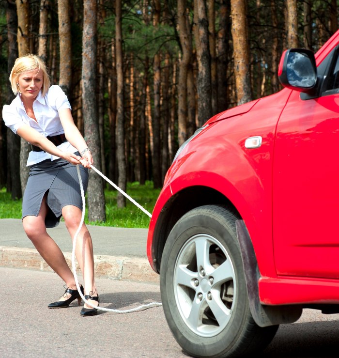 Машина на буксире