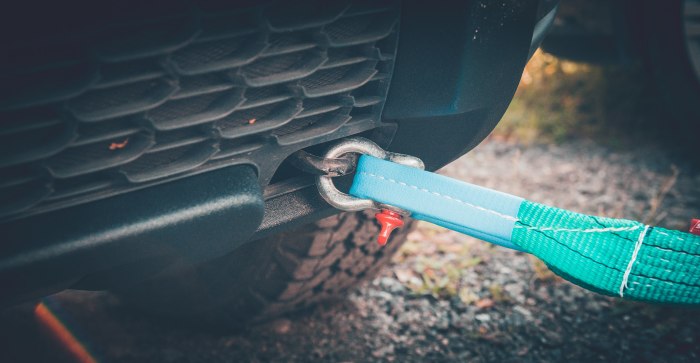 Трос буксировочный Рено Логан