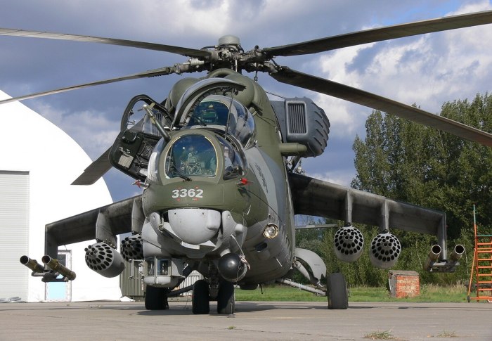 Вертолет "ми-24а"