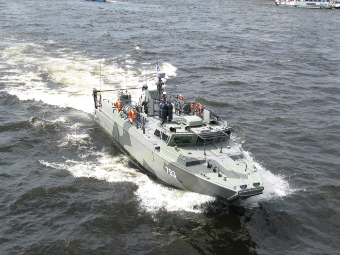 Боевой катер БК-16