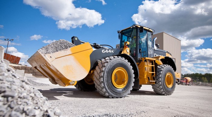 John Deere спецтехника