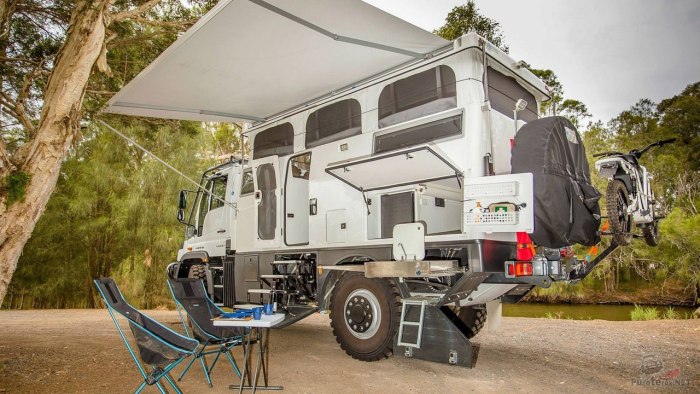 Автодом Унимог 6x6