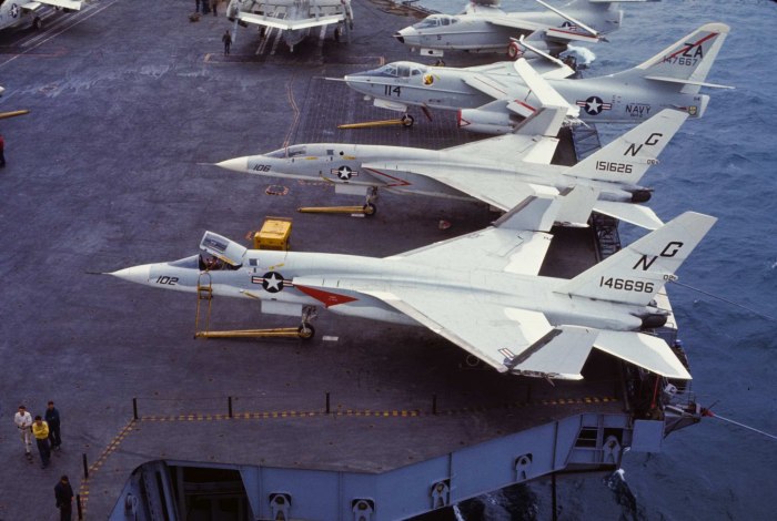 Самолет ra-5c Vigilante