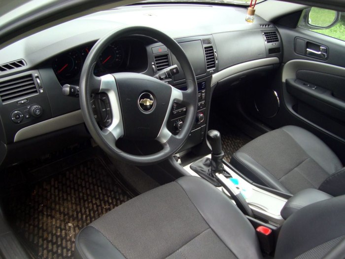 Chevrolet Epica 2007 салон