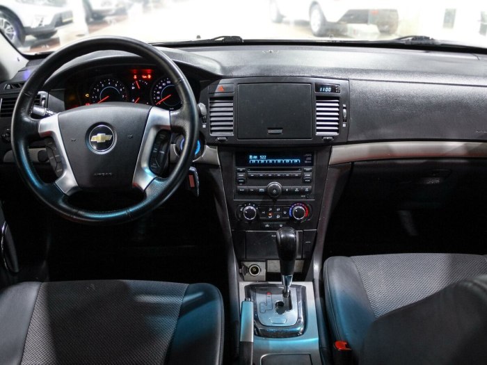 Chevrolet Epica 2012 салон