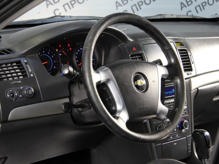 Chevrolet Epica 2011 салон