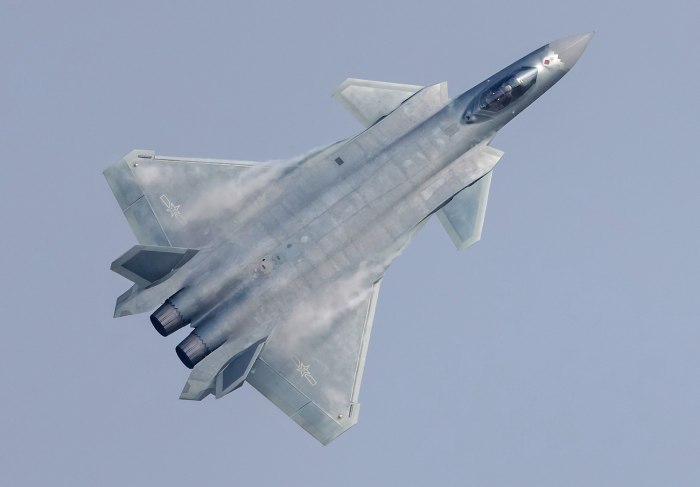 J20 самолет