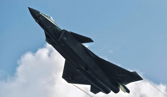 J20 самолет
