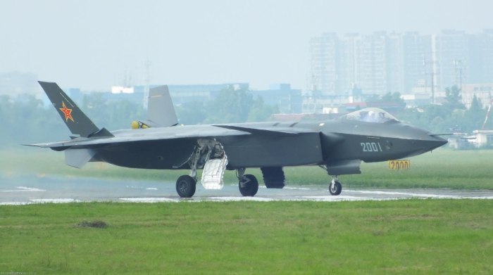 Чэнду j-20