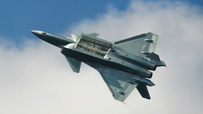 J20 китайский самолет