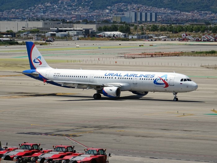 Airbus a321 самолет