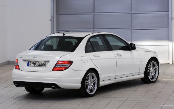 Mercedes-Benz c-class c180