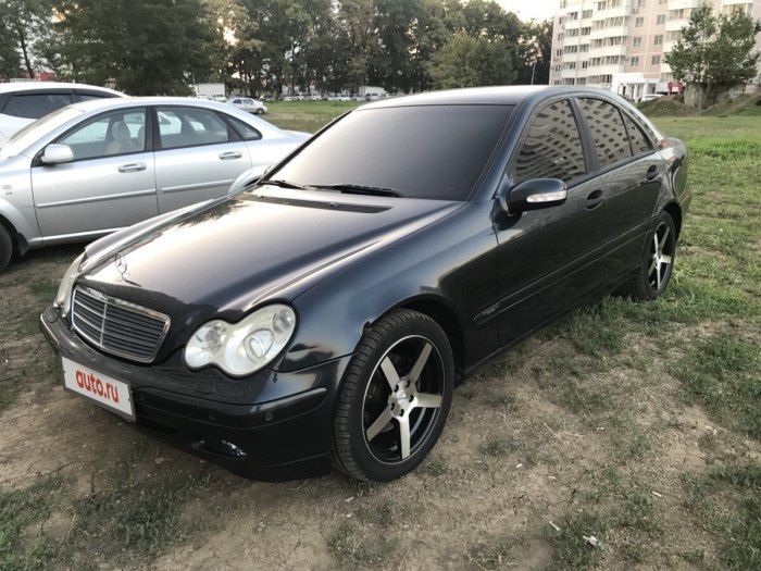 Мерседес Бенц с180 2003