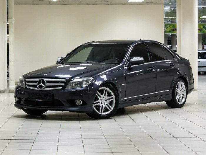 Mercedes c class w204 черный