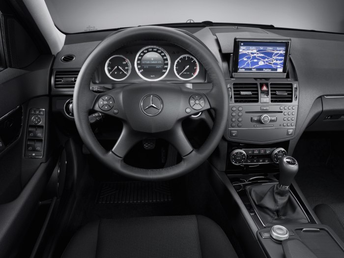 Mercedes Benz c class w204
