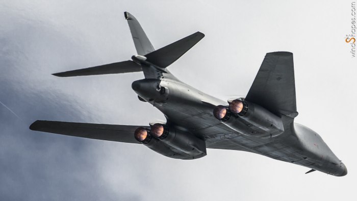 B1 Lancer