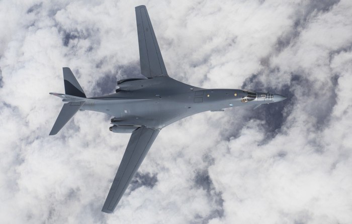 Rockwell b-1 Lancer
