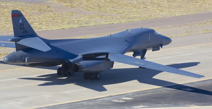 B1 Lancer
