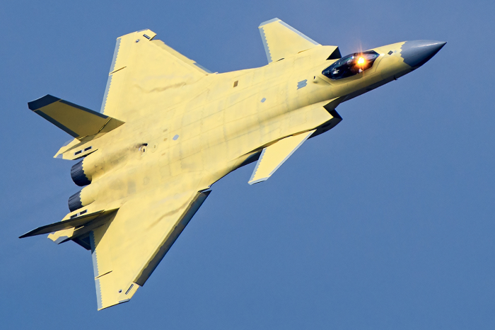 J-20 истребитель пятого поколения