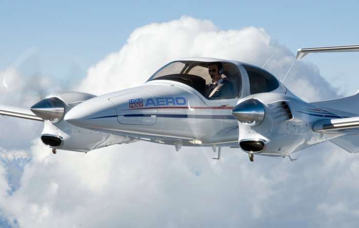 Самолет Diamond da-42