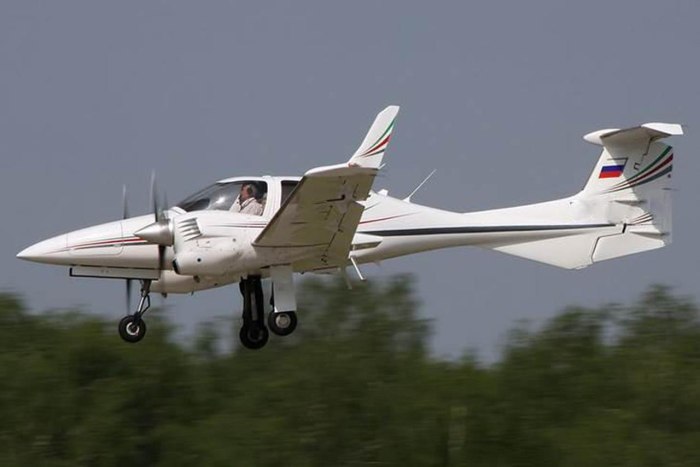 Самолёт Даймонд 42