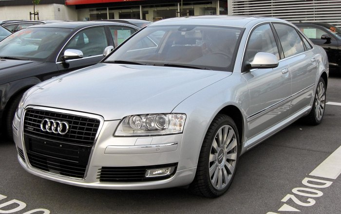 Audi a8 d3 long