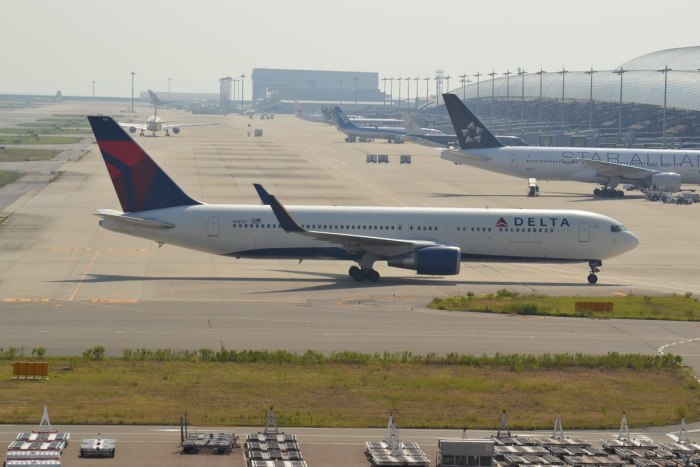767-300 Delta Airlines