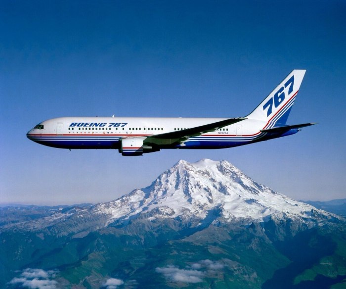 Самолет Boeing 767
