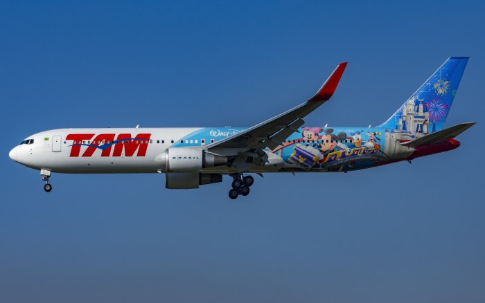 Самолет Boeing 767
