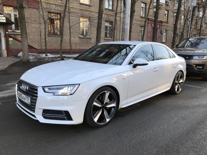 Audi a4 b9 White