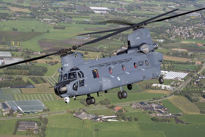 Вертолет Ch-47 Chinook