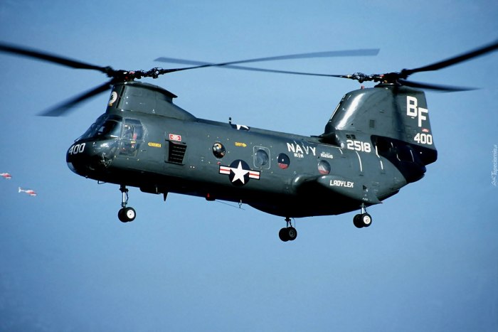 Вертолет Ch-47 Chinook