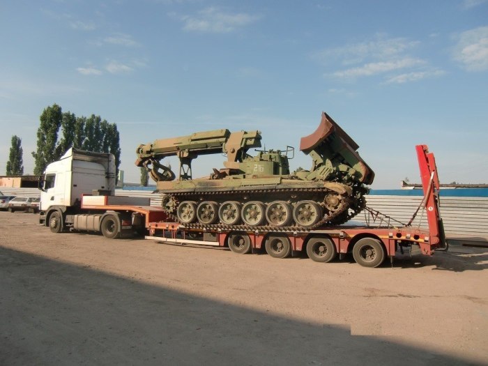 Трал армейский ЧМЗАП-9990