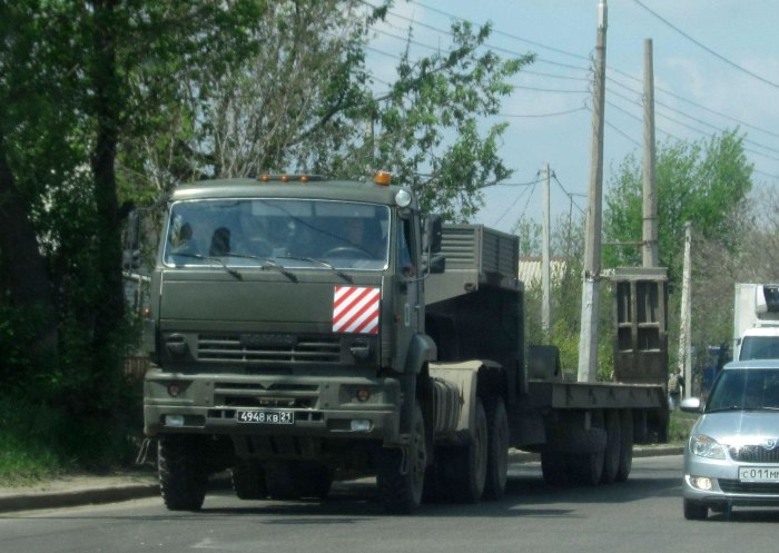 КАМАЗ 65225 С тралом